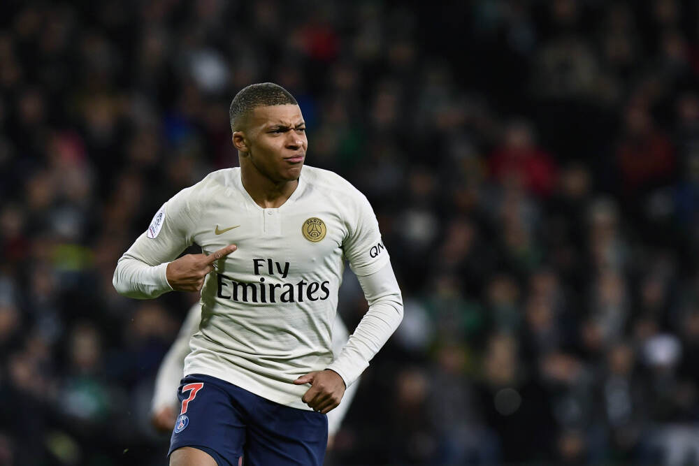 加强新时代思想政治工作队伍建设